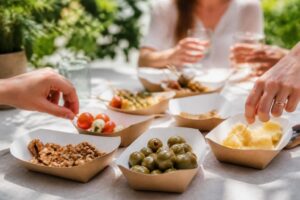 découvrez pourquoi une coupelle en papier est idéale pour vos apéritifs : légère, pratique et écologique, elle facilite le service et le nettoyage tout en ajoutant une touche conviviale.